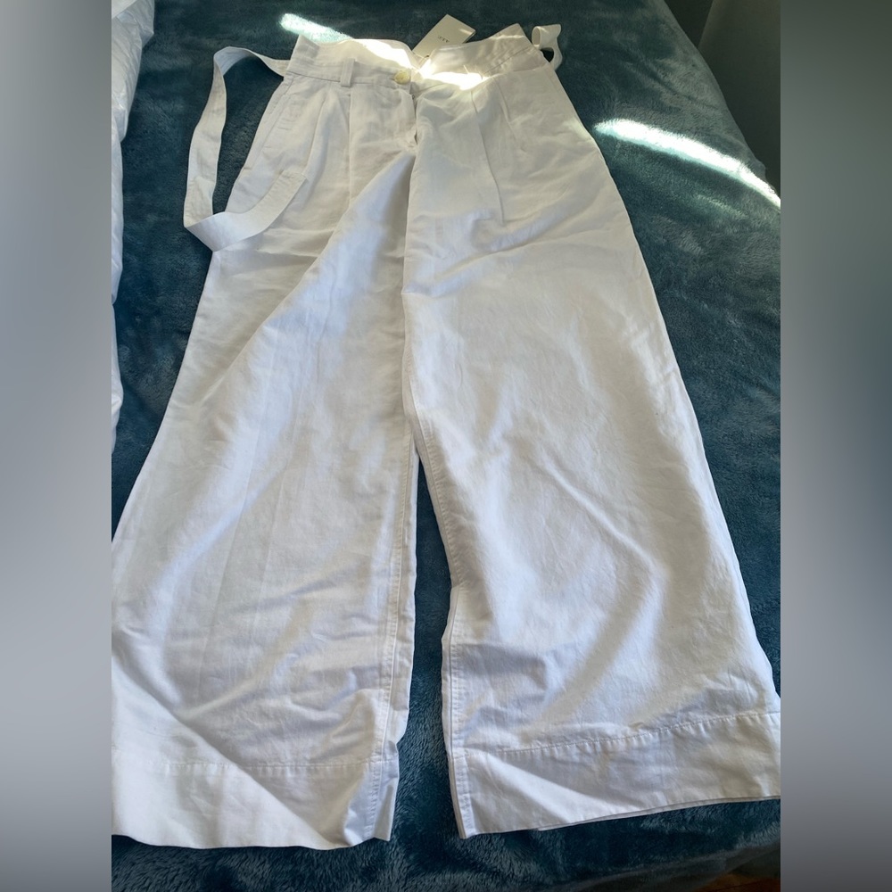 Emily Wide Leg Cotton & Linen
Pants
A.L.C. - Picture 7 of 16